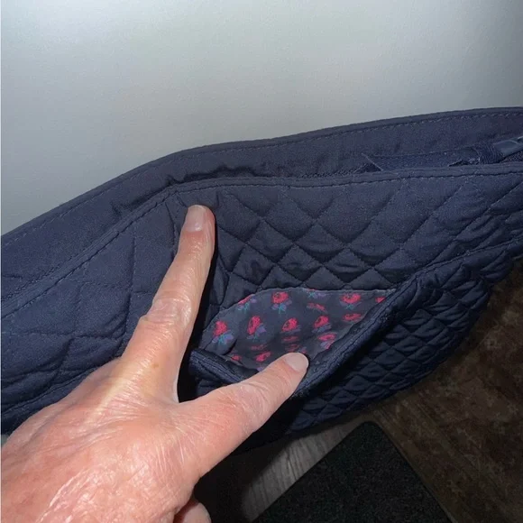 Vera Bradley Navy Blue Quilted Crossbody Hipster Lightweight Bag - Picture 4 of 12